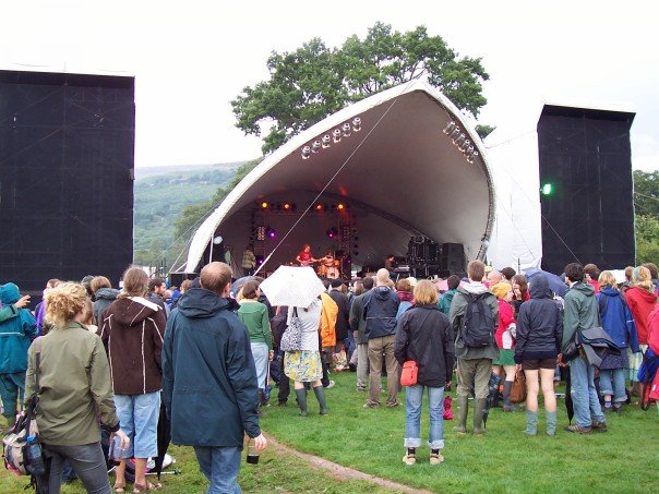 208536_4368001090_5233_n